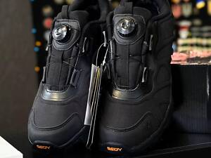 Кроссовки Esdy 5.0 Центральная Автошнуровка Черные