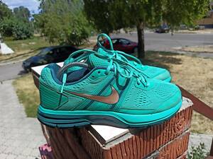 Кросівки Nike...