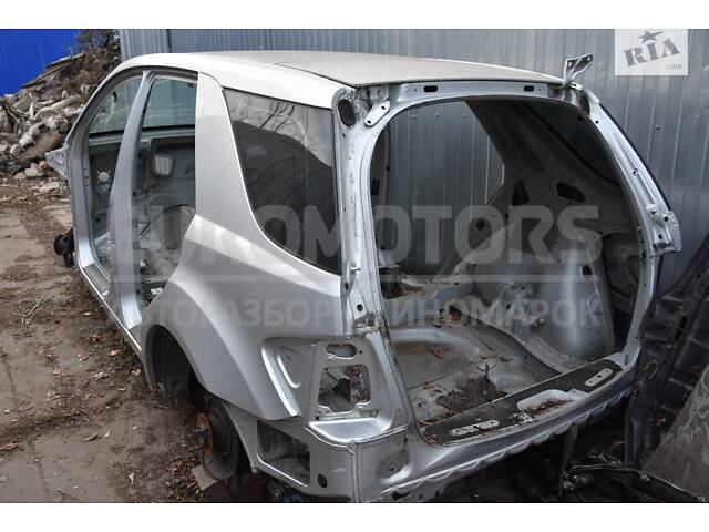 Крыло кузова заднее правое Mercedes M-Class (W164) 2005-2011 7789