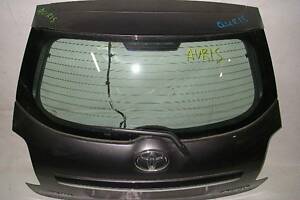 Кришка багажника 10 під камеру Toyota Auris 2006-2012 6700502220