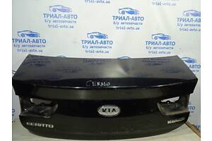 Крышка багажника Kia Cerato 2010-2012 692001M210 (Арт.19975)