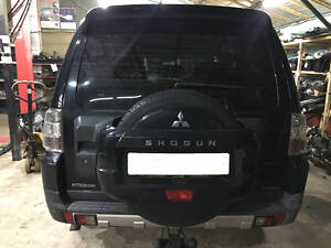 Крышка багажника ляда Mitsubishi Pajero Wagon IV 2007-14 5821A100 б.у