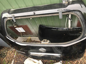 Кришка багажника ляда Nissan Pathfinder R51 б.в