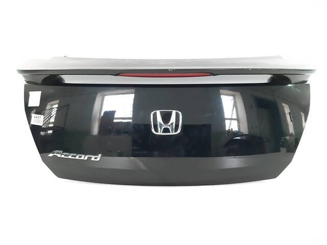 крышка багажника задняя дверь ● Honda Accord `08-12