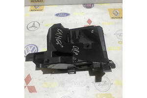 Кришка блоку запобіжників Renault Kangoo 2009- 8200356340