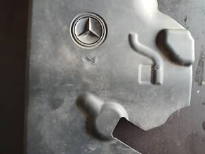 Крышка двигателя Б/У Mercedes-Benz Sprinter А6510102367