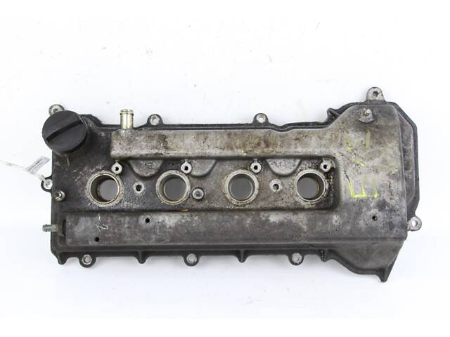 Кришка клапанна 1.4-1.6 Toyota Corolla E12 2000-2006 6873226220