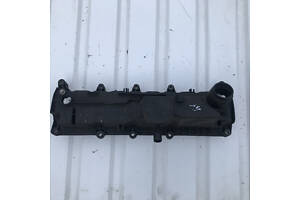 Крышка клапанная Renault Kangoo II 2009- 8200756123