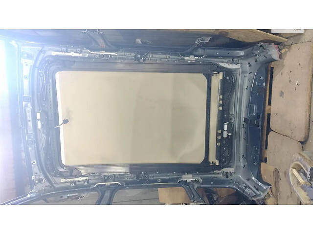 Крышка люк панорама задняя для VW Touareg 2010-2014 (7P0877056A9B9)