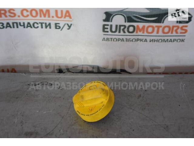 Кришка маслозаливной горловини Nissan Primastar 1.6dCi 2014 60655