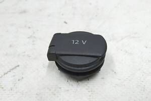 Крышка откидная розетки 12V с зажимной втулкой Audi E-tron 1K0919341G