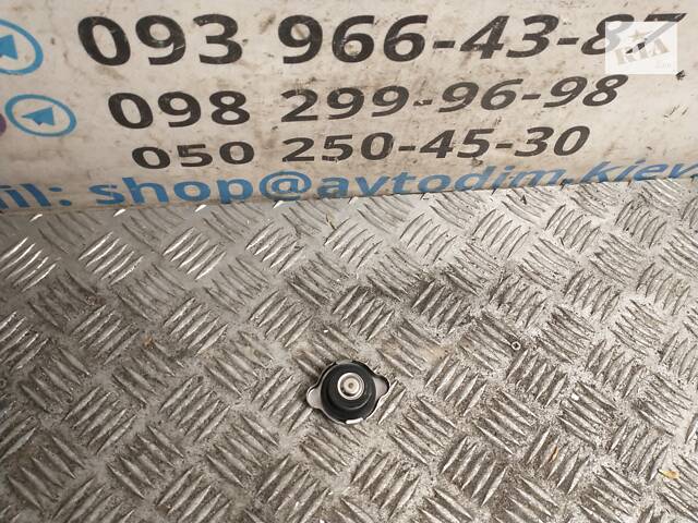 Кришка радіатора 45137AE002 Subaru Forester 2003-2006 2.0 - Фото 1