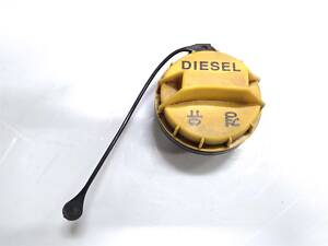 Крышка топливного бака дизель 310103J000 HYUNDAI Santa Fe CM 06-12