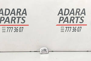 Крюк /скоба в багажник для Audi Q7 Premium Plus 2009-2015 (1K0864203)