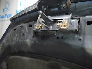 Крюк замка капота Subaru Forester 14-18 SJ 57311AG010