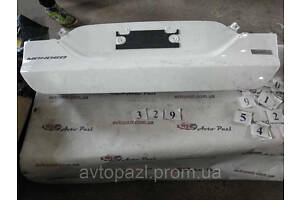 KU0329 ds73f423a40e Накладка кришки багажника дефект (надірвані кріплення) Ford Mondeo 5 14- 09-01-01