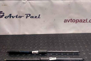 KU1440 3c5827550b амортизатор багажника VAG Passat B6 05-10 40-01-06