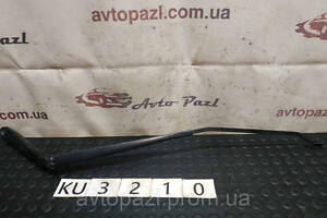 KU3210 2N1117526BB держатель щетки стеклоочистителя перед R Ford Fusion 02-12 40-01-03