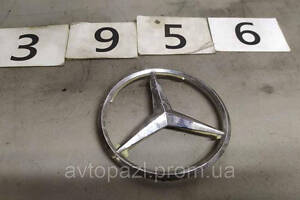 KU3956 A2228170016 эмблема крышки багажника Mercedes S-Class W222 13-0