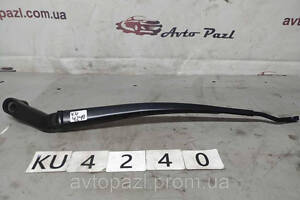 KU4240 GHP967321 тримач щітки склоочисника перед L Mazda 6 GJ 13- 0