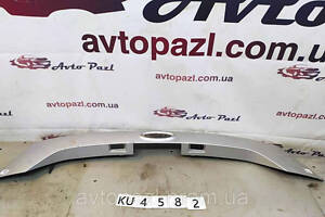 KU4582 CJ54S43404 накладка кришки багажника Ford Kuga 2 16- 09-01-01