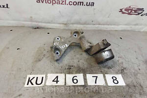 KU4678 11925BC20A кронштейн ролика ременя генератора Nissan Note 06- 40-02-06