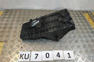 KU7041 TK7856040 піддон аккумулятора Mazda CX-9 16- 0