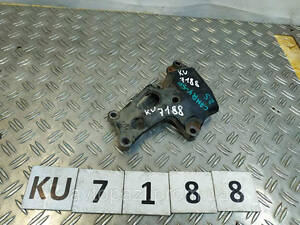 KU7188 1231336010 кронштейн подушки двигателя R Toyota Camry V50 11-18 0
