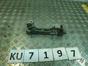 KU7197 1234126011 кронштейн подушки двигуна Toyota Rav4 13- 0
