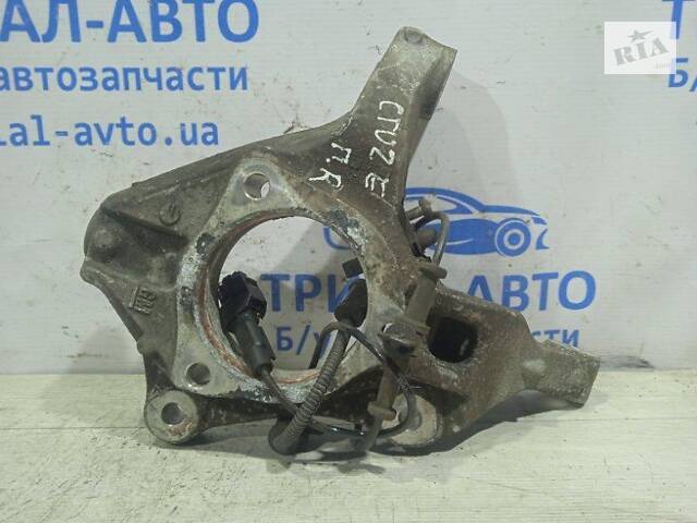 Кулак поворотний правий під ABS Chevrolet Cruze 2009-2016 13319481 (Арт.2128)