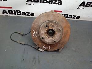 Поворотный кулак передний левый Ford Focus MK1 /101/