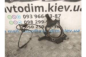 Кулак поворотный правый MR594356 Mitsubishi Grandis 2003-2008