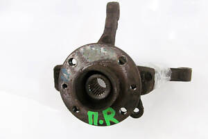 Кулак поворотний правий під ABS Nissan Note (E11) 2006-2013 40014AX600