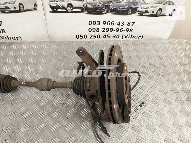 Кулак поворотний правий з ABS MR491326 Mitsubishi Outlander 1 2001-2006