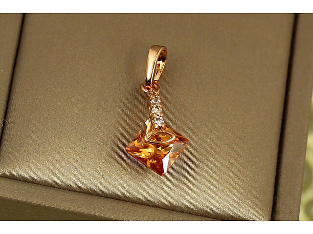 Кулон Xuping Jewelry ромб с камнем шампань 1,5 см золотистый love-shopping - Фото 1