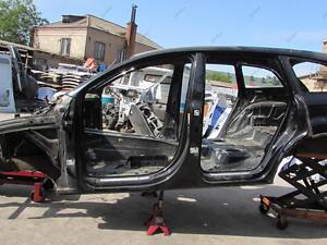 Кузов Audi Q7 (2006-2009), 4L0800403A