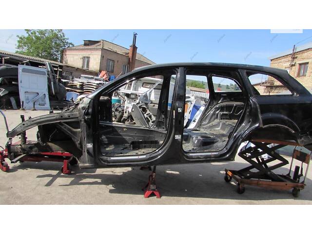 Кузов Audi Q7 (2006-2009), 4L0800403A