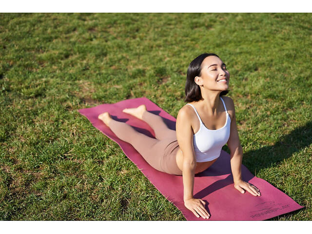Килимок для йоги та фітнесу PowerPlay 4010 PVC Yoga Mat Рожевий (173x61x0.6) - Фото 10