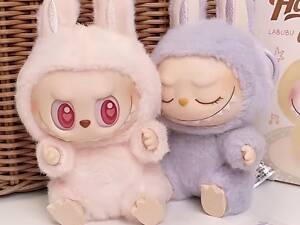 Лабубу брелок на рюкзак