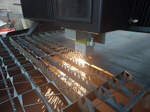 Лазерна різка та гнуття металу | Лазерная резка и гибка металла