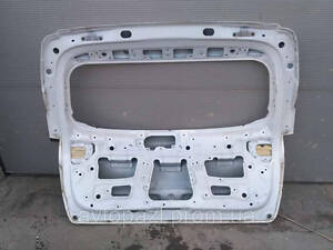 LD0038 73700F1000 кришка багажника дефект Hyundai/Kia Sportage 4 16-