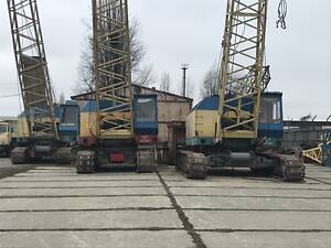 Аренда гусеничных кранов МКГ-25БР Киев по Украине.