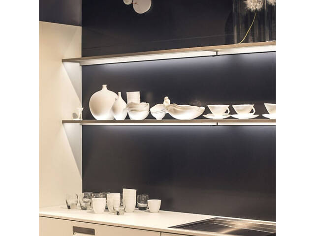 LED Стрічка SMD2835 120 діодів/m 16W 24V 1600lm 4200K [4262380661097] LED/ROLL-5m/4200K(120) EUROLAMP - Фото 3