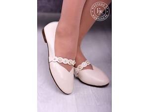 Лёгкие балетки с декором / бежевые