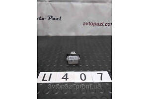 LI0407 W3443 подсветка номерного знака Mazda CX5 17-CX9 41_01_05