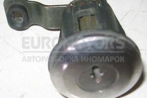 Личинка двери Nissan Interstar 1998-2010 7701472806 BF-161