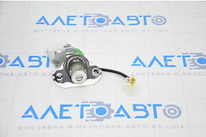 Личинка замка крышки багажника Lexus GS300 GS350 GS430 GS450h 05-11