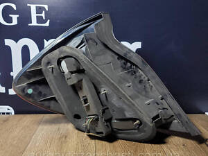 Фонарь правый купе Mercedes C-class (W203) 2000-2007 A203820066