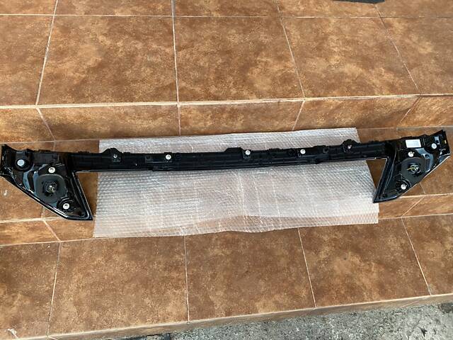 Фонарь в крышку багажника центральный Hyundai Tucson NX4, 2020-2023, галоген, оригинал, б/у, 92403-N7020 - Фото 4