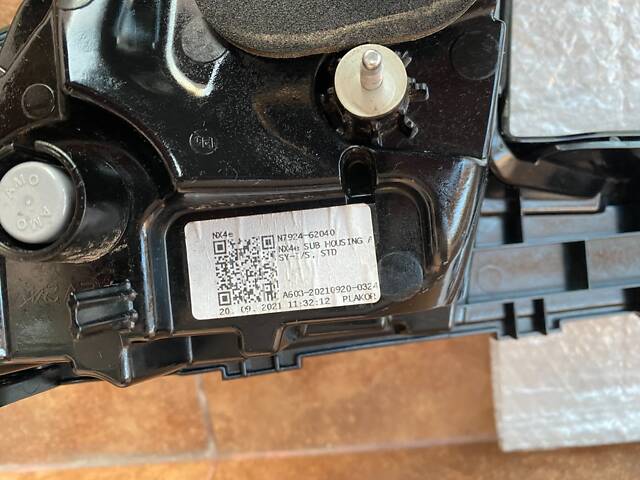 Фонарь в крышку багажника центральный Hyundai Tucson NX4, 2020-2023, галоген, оригинал, б/у, 92403-N7020 - Фото 5